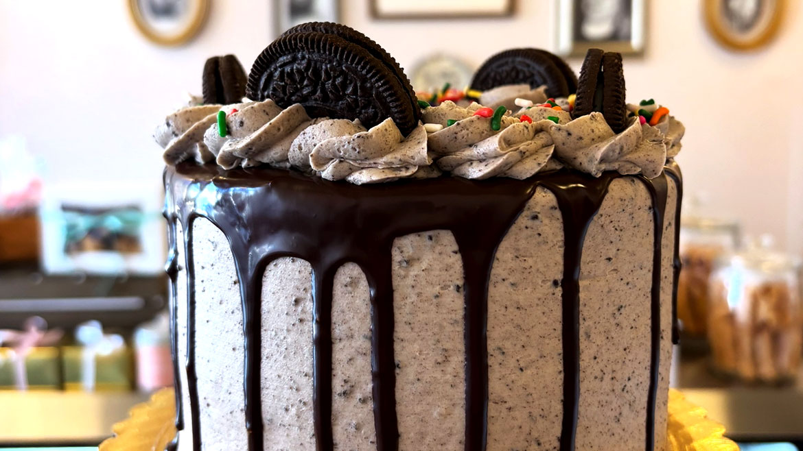Cookies & Cream Cake