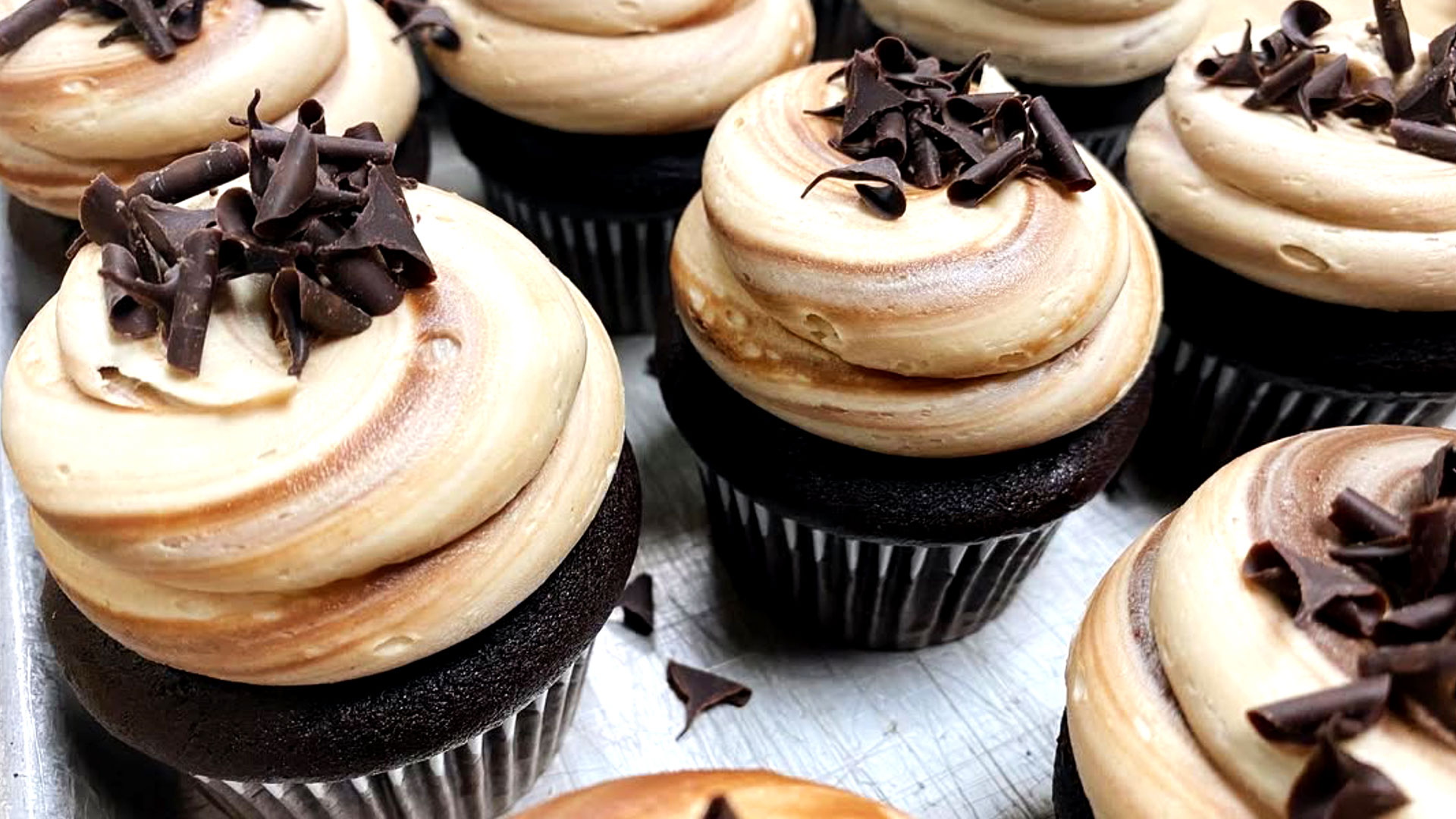 Fancy Frosted Cupcakes