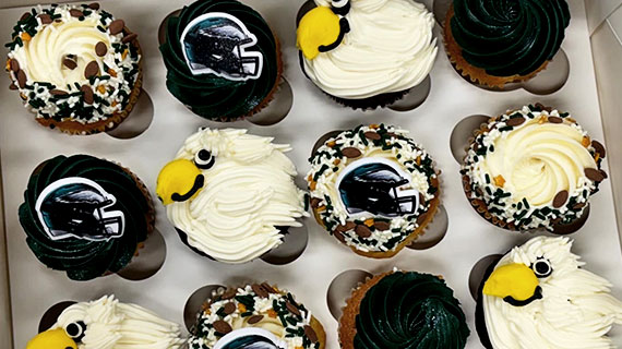 Eagles Themed Cupcakes